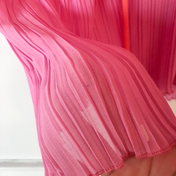 fab’rik Pleated Colorblock Peasant Blouse - Picture 7 of 8